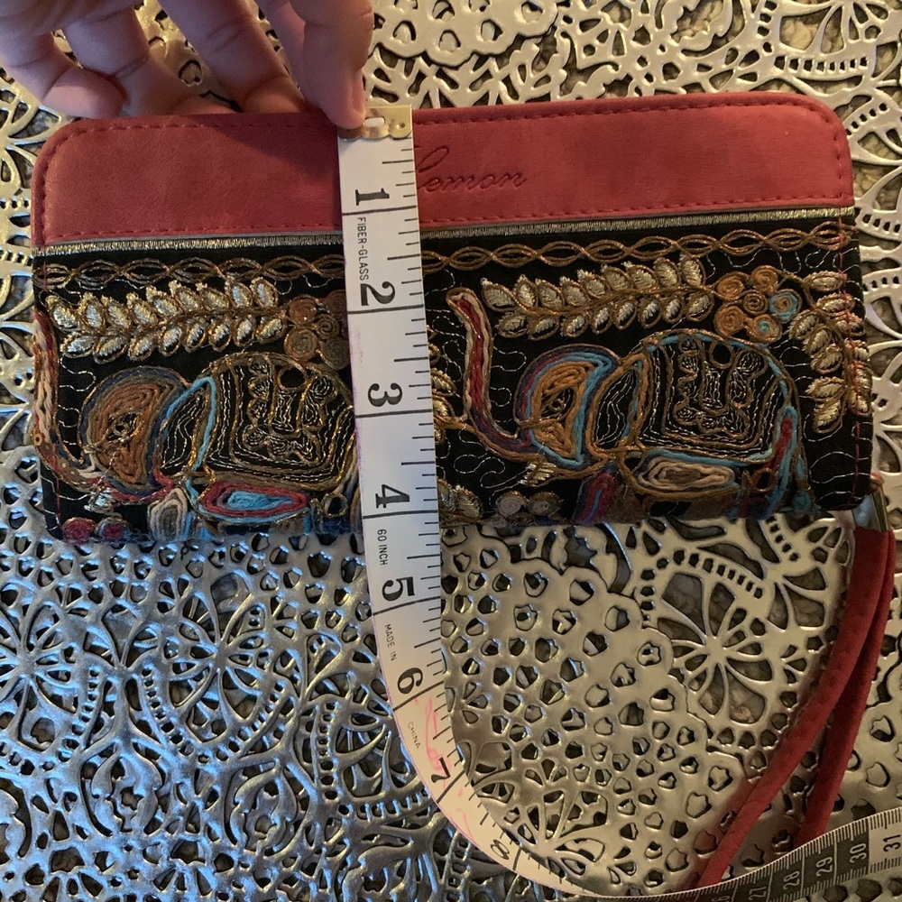▪️ Wristlet Wallet ▪️ - Picture 4 of 8